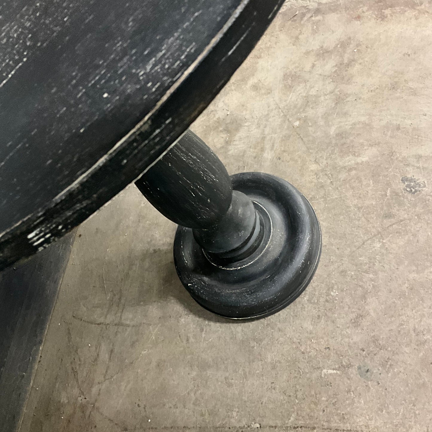 Pedestal black end table