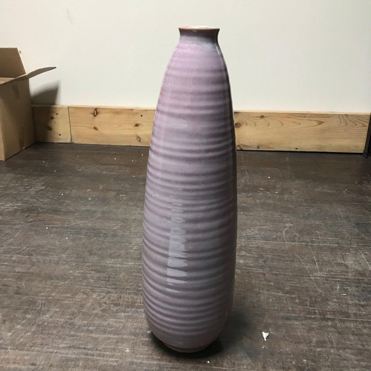 Mauve vase - Rustic Furniture Outlet