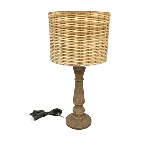 Lampe de table Sawana Boho avec abat-jour en rotin - Sortie de meubles rustiques